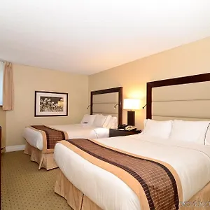 Hotel At Bay Ottawa